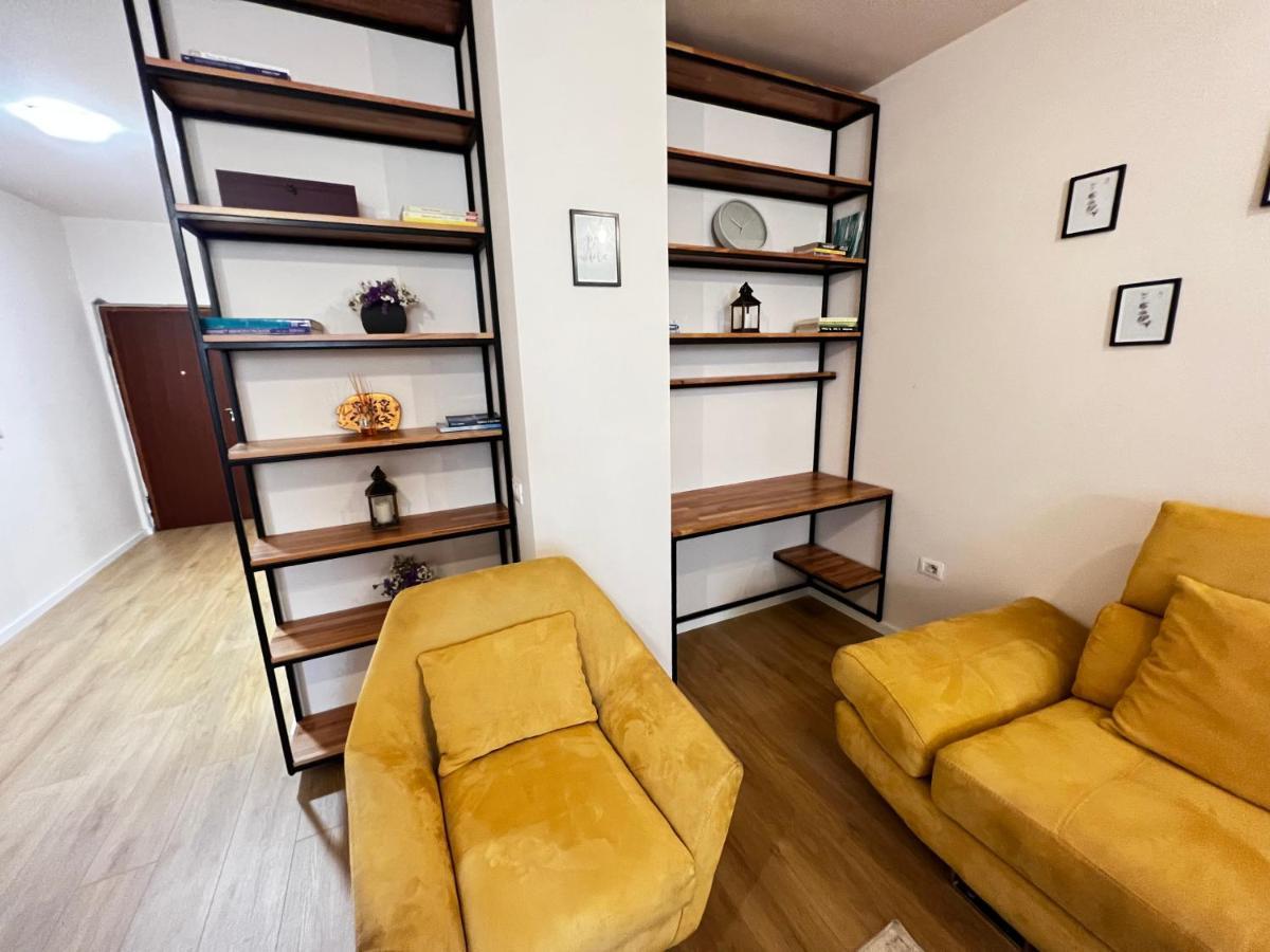Tirana Main Square Apartamento Exterior foto